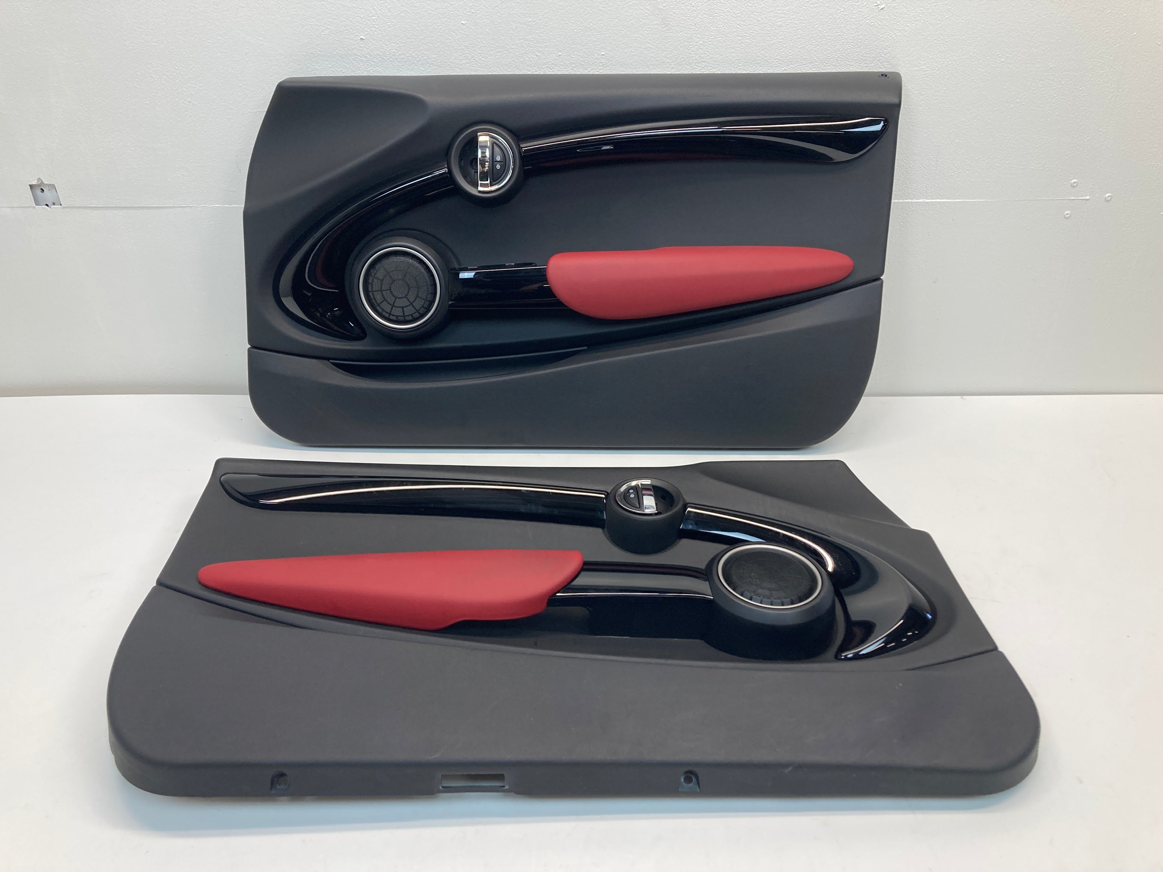 Mini Cooper, Mini Cooper Front Door Panels Carbon Black, Glowing Red 2014-2019 F56 F57 360